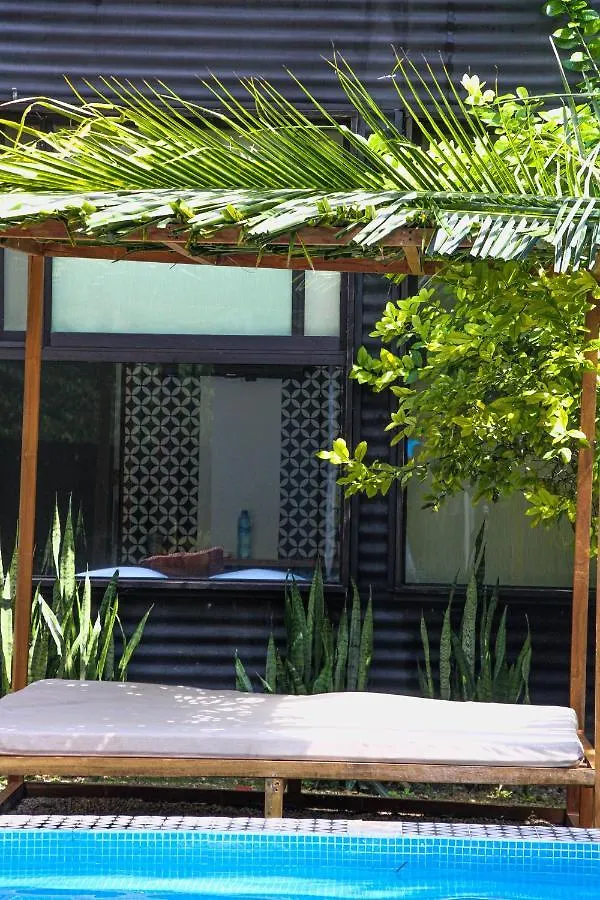 Urban Bacalar Hotel